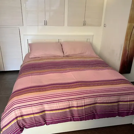 Free Parkingappartamento Angolo Di Relax!!! リボリ